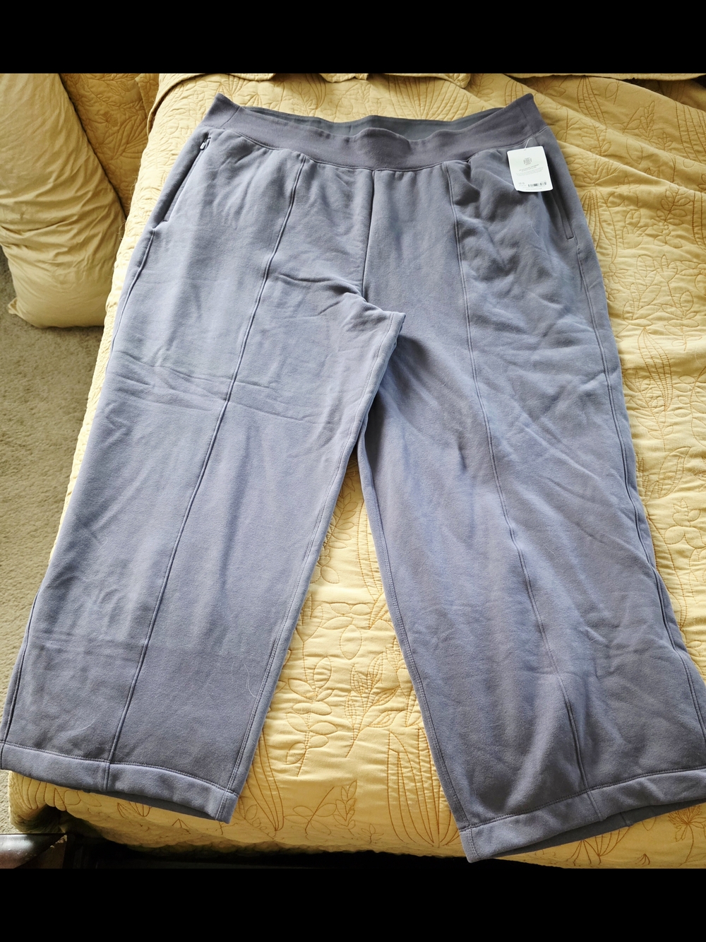 NWT Athleta Gray Straight-Leg Women's Pants